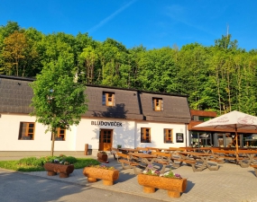 Restaurace a penzion Bludoveček