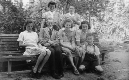 Rodina Rudolfa Kordase roku 1948.